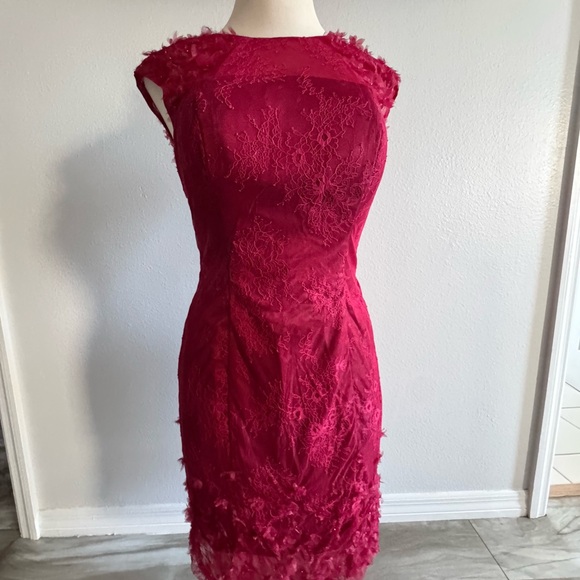 JJS jouse Dresses & Skirts - Chic Lace Midi Dress in Deep Red